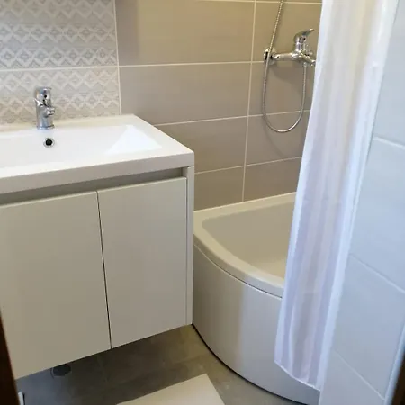 Apartman Karlic 2 Kampor