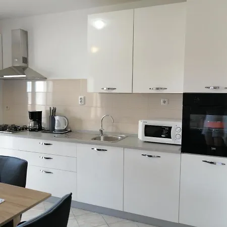 Apartman Karlic 2