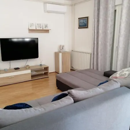 Karlic 2 Apartment Kampor