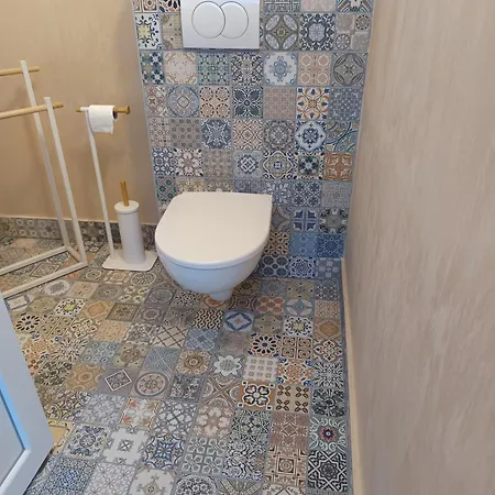 Apartman Karlic 2 *